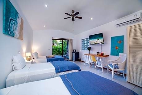 Deluxe Quadruple Room