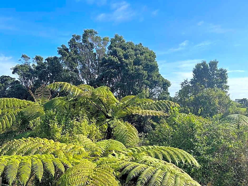 Global Village Travellers Lodge