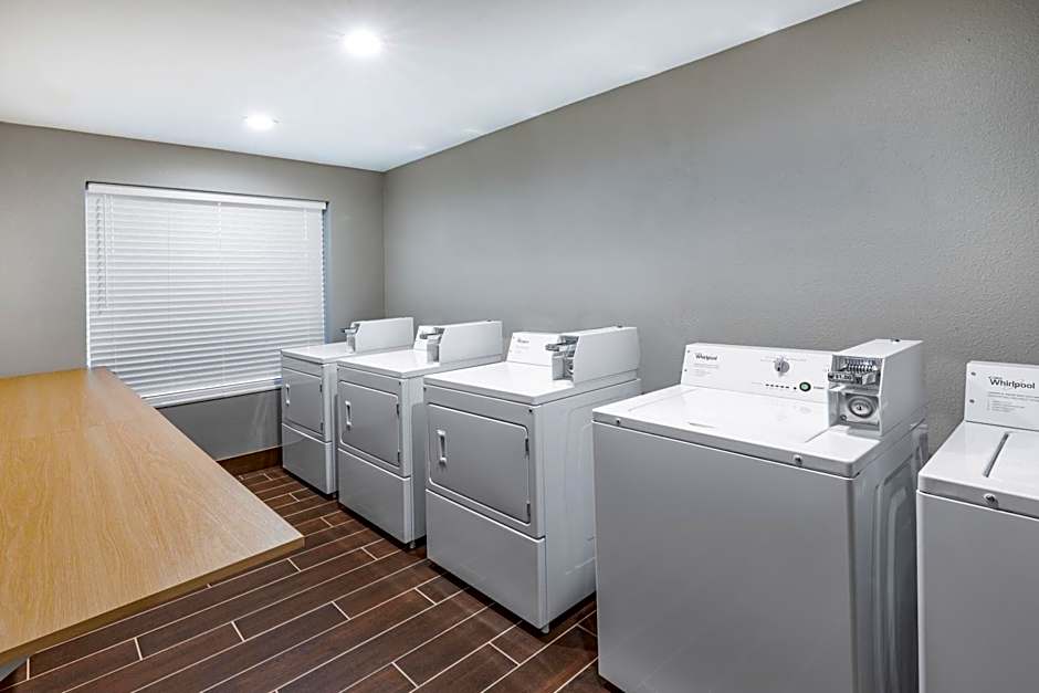 Hawthorn Suites by Wyndham Oklahoma City Airport Fairground