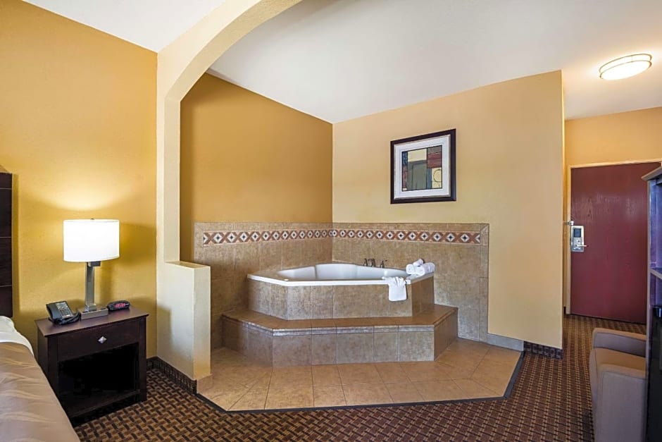 Quality Inn Des Moines