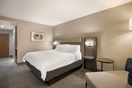 1 King Bed Standard