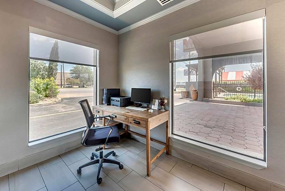 Quality Inn Near Lake Marble Falls