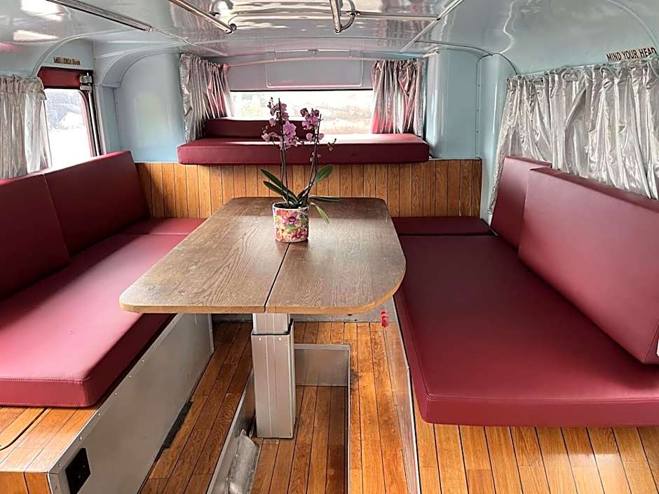 Luxe Finse Kota met Jacuzzi en SaunaBarrel de Zandhoef