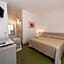 Hotel Marina 2