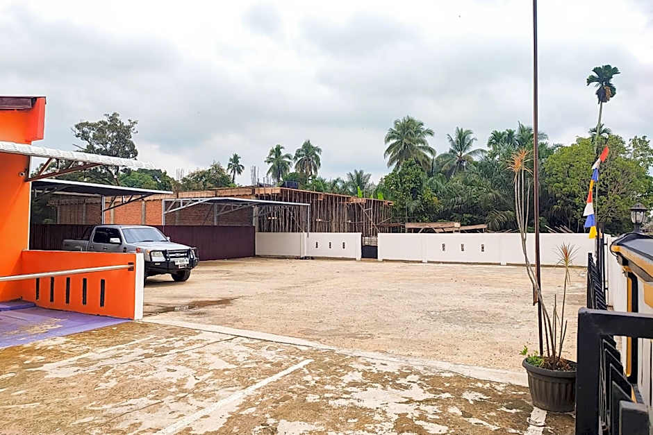 RedDoorz Syariah at Naufal Residence Sarolangun