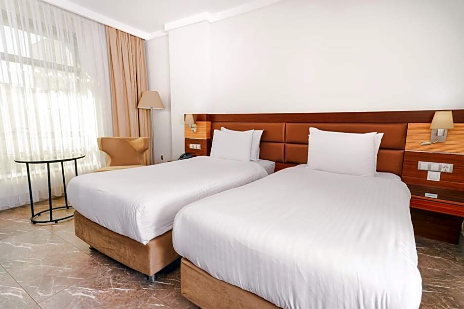 ARMİS HOTEL