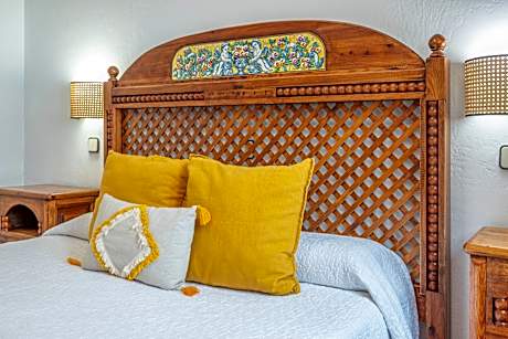 Double standard with one or two beds