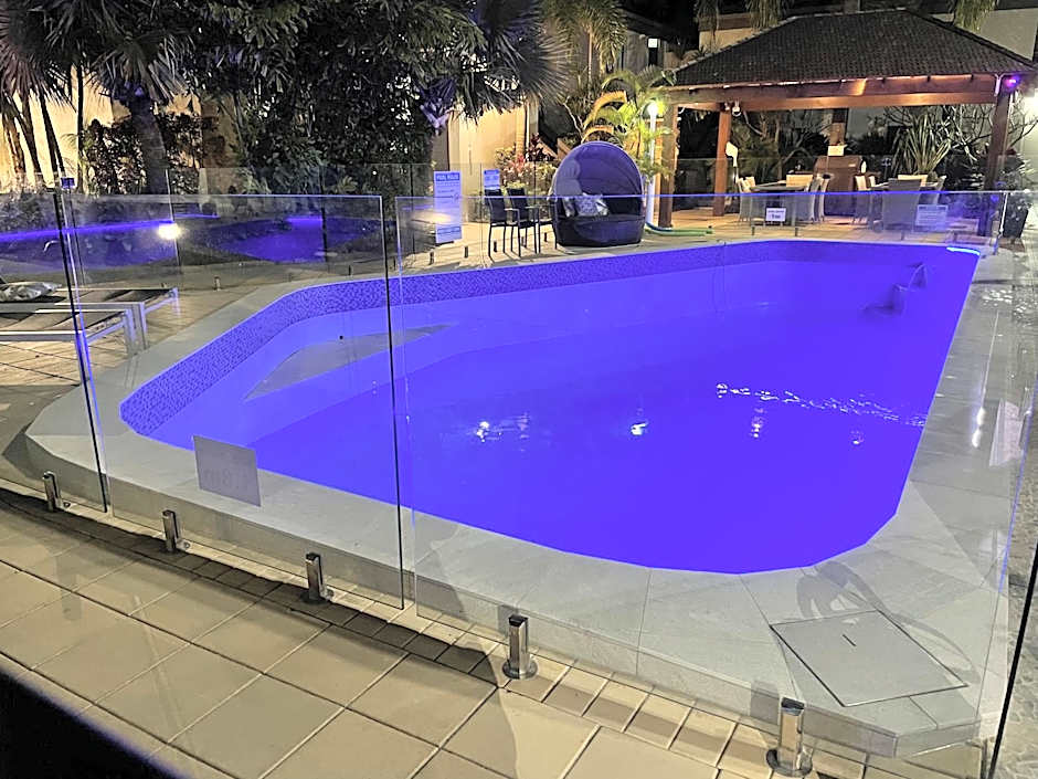 Burleigh Palms Holiday Apartments