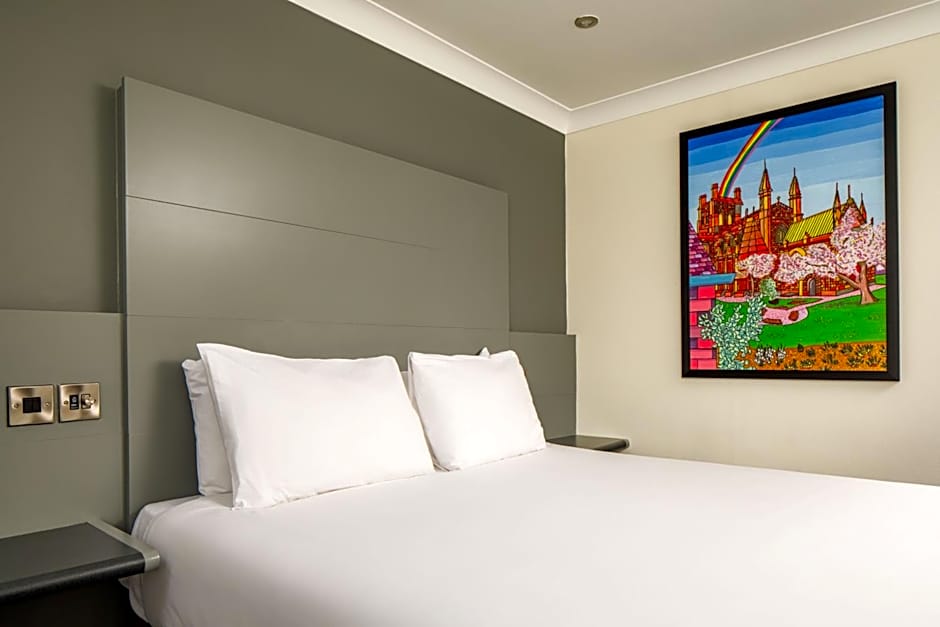 Mercure Chester Abbots Well Hotel