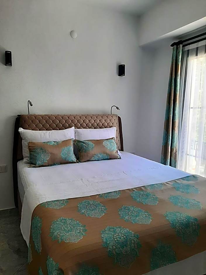 Gokceada Marmaros Butik Otel