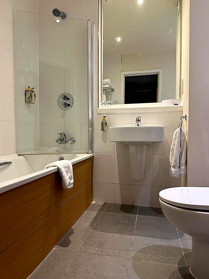 De Vere Cotswold Water Park