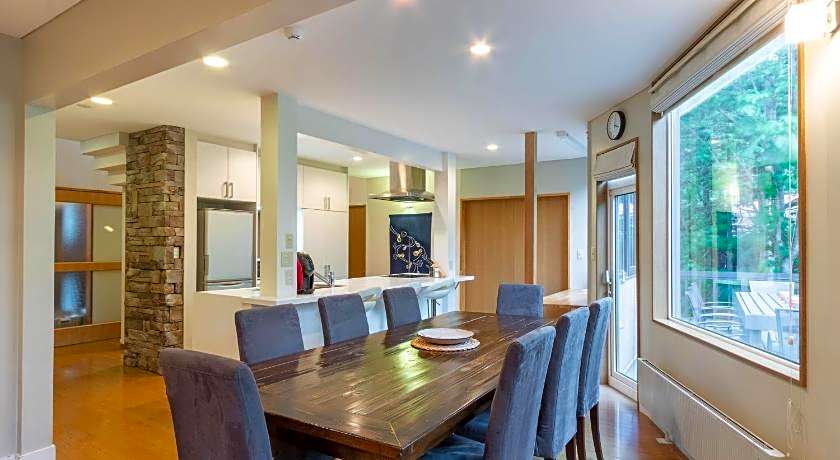 Fresh Powder Accommodation