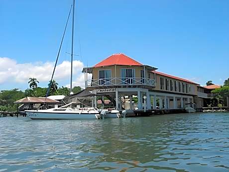 Hotel El Delfin