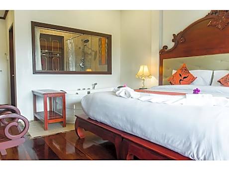 Deluxe Double with Mountain View