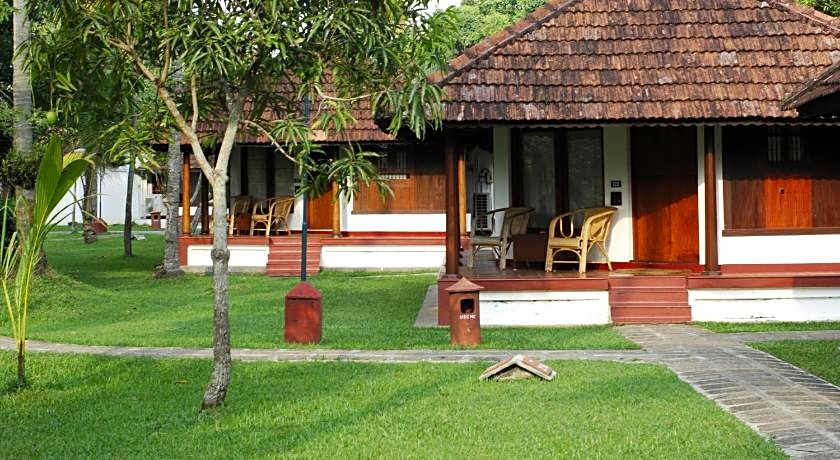 Coconut Lagoon - CGH Earth