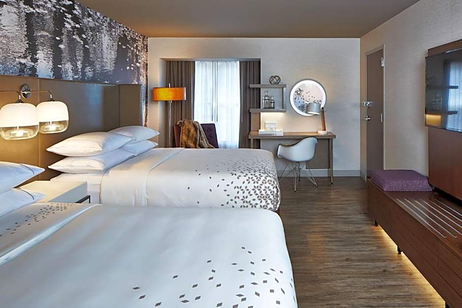 The Del Monte Lodge Renaissance by Marriott Rochester Hotel & Spa