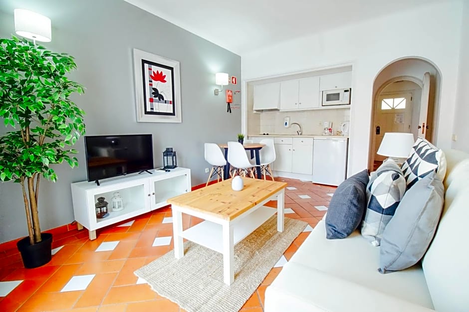 Baluarte da Vila Apartments