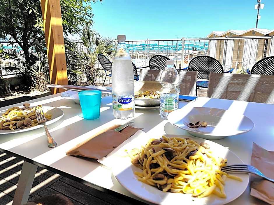 Hotel Cola Frontemare