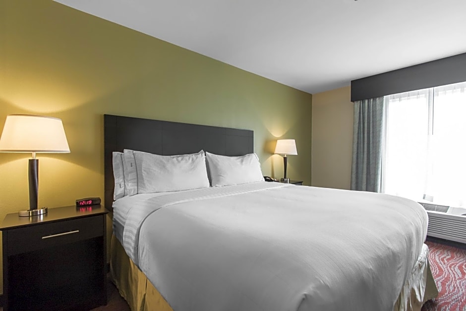 Holiday Inn Express Hotel & Suites Cullman By IHG