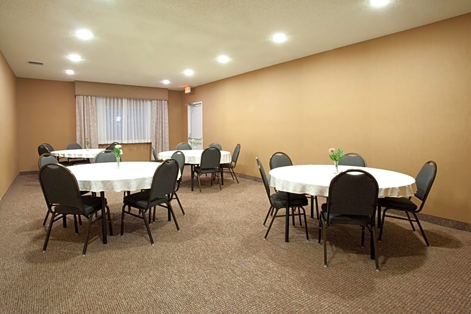 Holiday Inn Express Hotel & Suites Torrington, an IHG Hotel