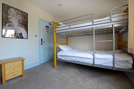 Quadruple Room with Shared Bathroom