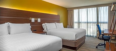 Queen Room with Two Queen Beds - Hearing Accessible/Non-Smoking