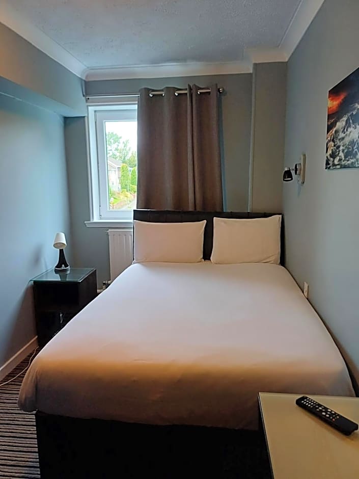 Kings Park Hotel