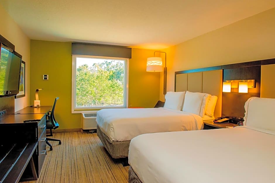 Holiday Inn Express St. Petersburg North / I-275 By IHG