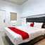 RedDoorz Plus near Palembang Icon Mall 2