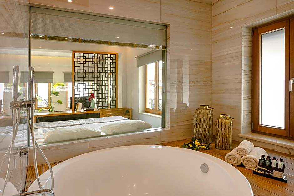 Querini Luxury Suites