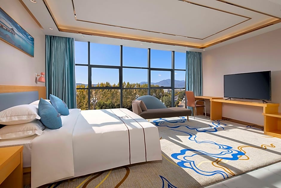 Microtel by Wyndham Lijiang