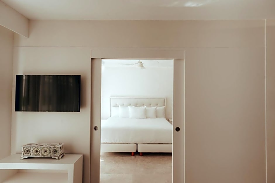 Antera Hotel & Residences