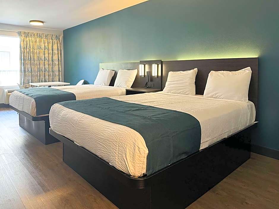 Studio 6 Suites Gardena, CA