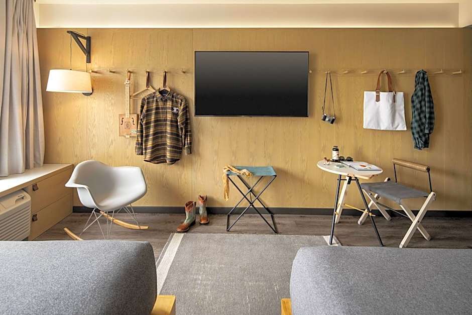 Moxy Memphis Downtown