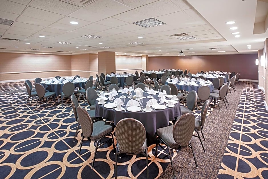 Crowne Plaza Hotel Kansas City Downtown By IHG