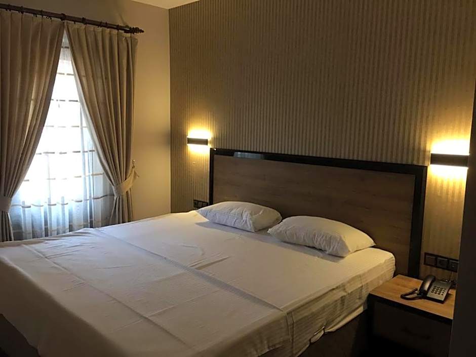 Süvari Hotel