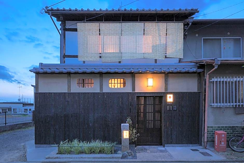 Yoitsubaki Machiya House