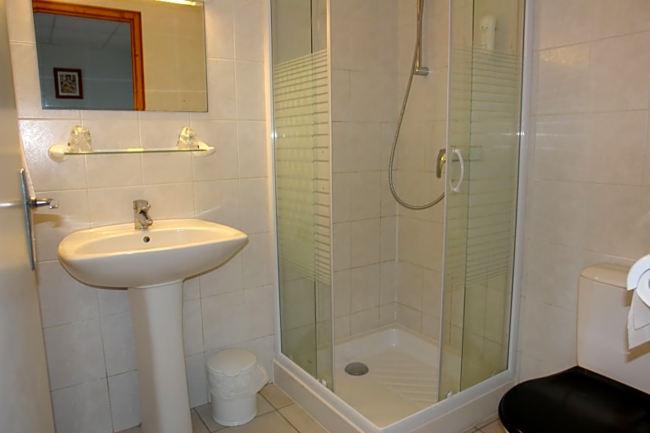 Brit Hotel L’Adresse -  Lyon West