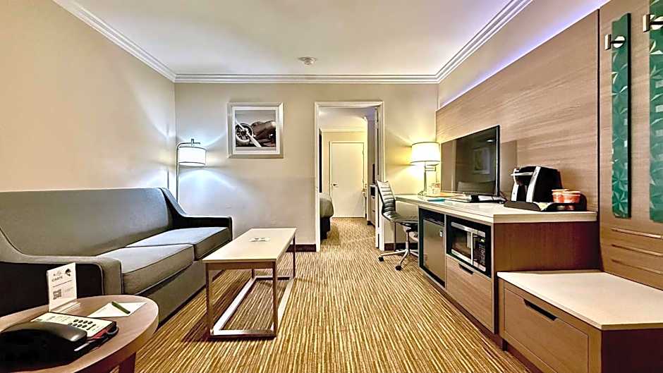Quality Inn & Suites Los Angeles Airport - LAX