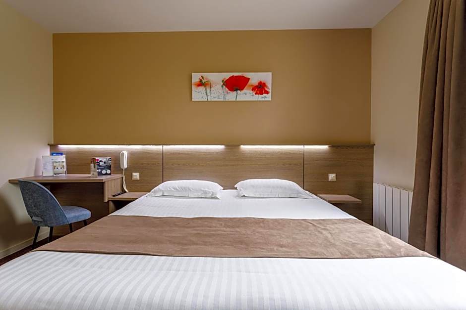 Brit Hotel Du Parc - Fougères