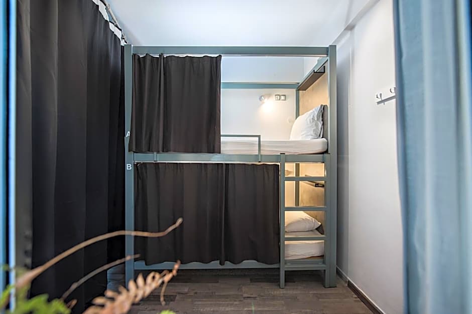 Bedbox Hostel