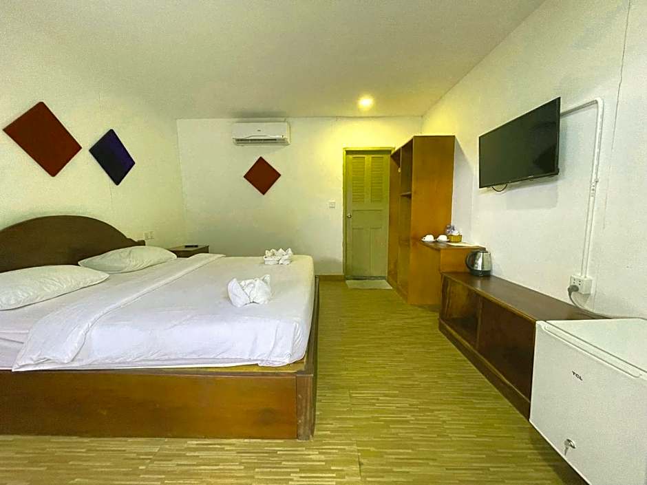 Scarlet Sails Hostel