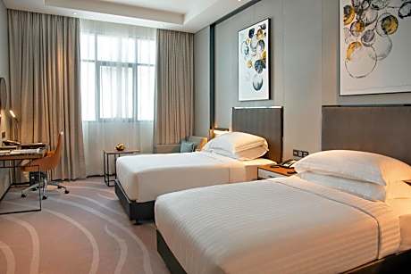 Deluxe Twin Room – Free Shuttle to Deira city center mall