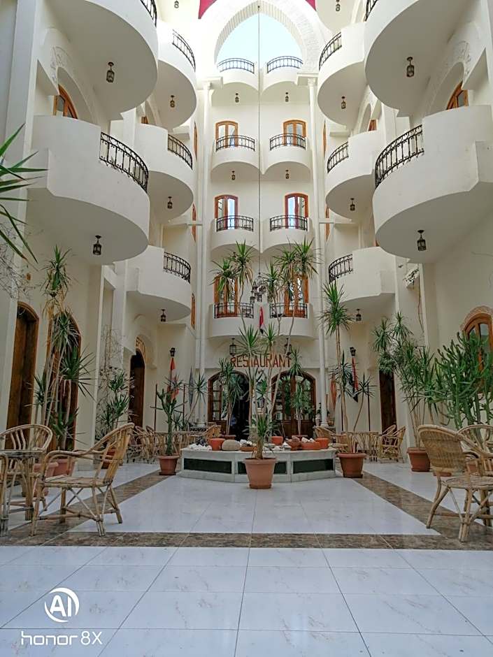 Al Hambra Hotel