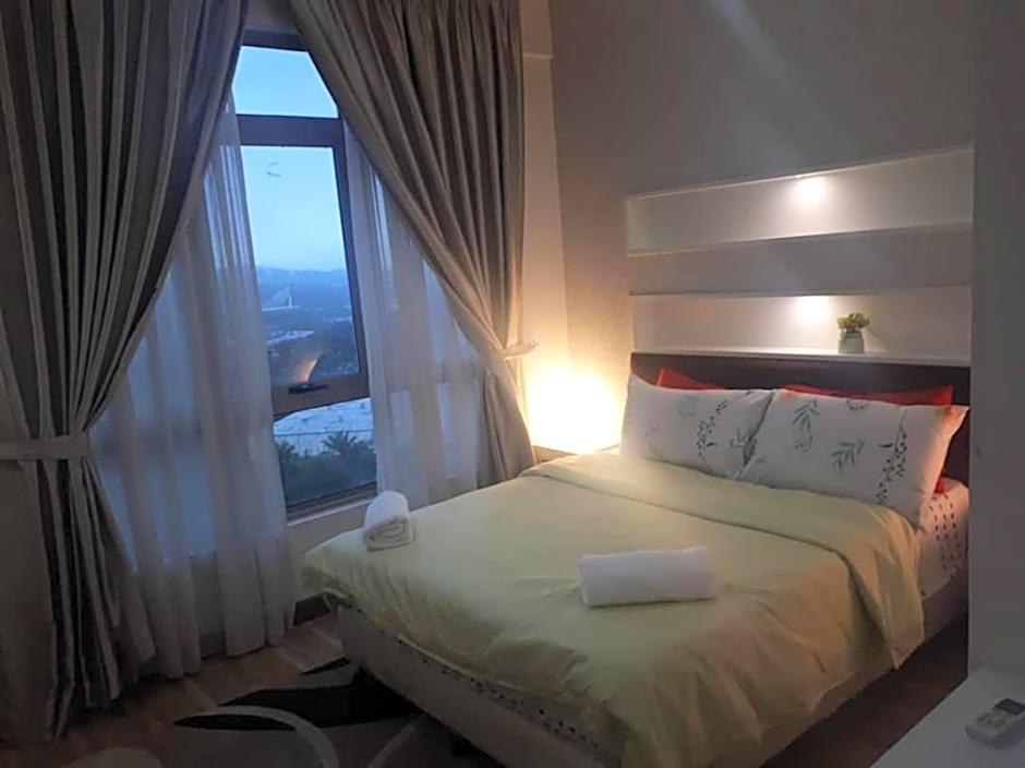 Shaftsbury Residence Cyberjaya with free parking & Netflix