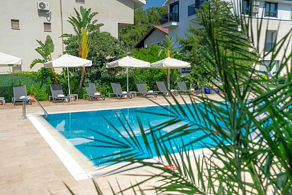 WEST HOUSE EXCLUSIVE HOTEL