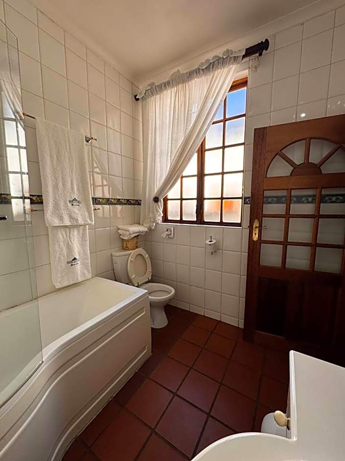 Kleine Constantia Boutique Guest House