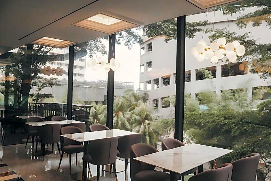 Grand Eska Hotel & Suites Batam 