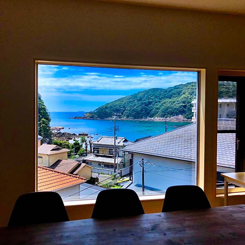 Guesthouse All you need - All rooms have an ocean view!