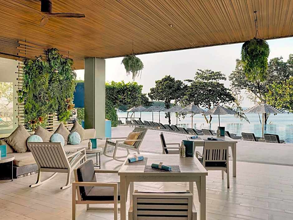 Pullman Phuket Arcadia Naithon Beach Resort